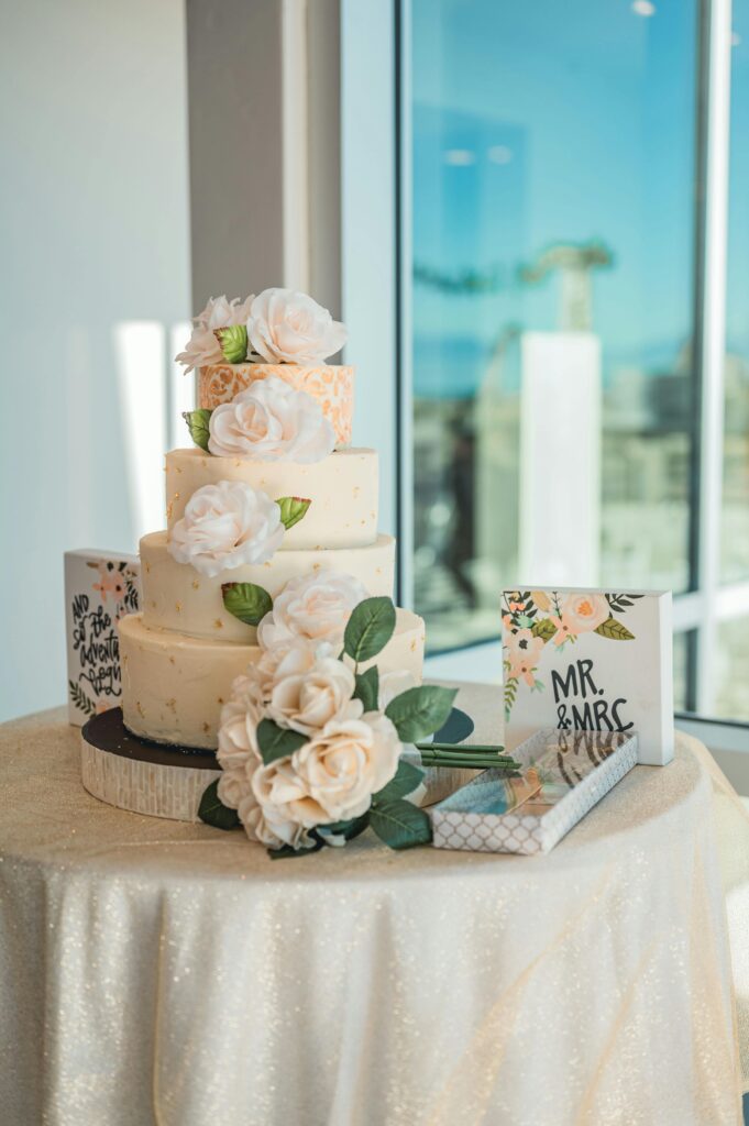 20 Stunning Anniversary Cake Images to Inspire Your Perfect Celebration 16 pexels davidguerrero 10123066
